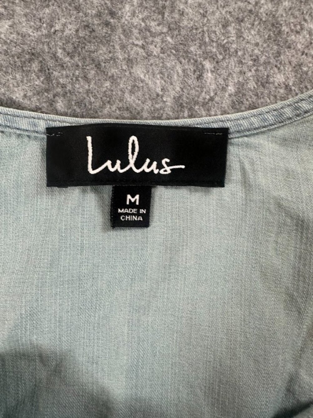 Lulus Light Wash Lyocell Midi Dress M Button Front Tie Back Chambray Blue - Picture 4 of 9